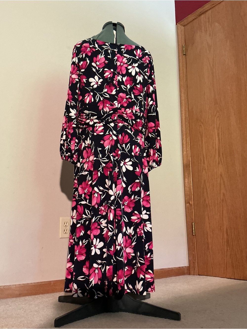 Jessica Howard Dark Navy Blue Dress with Pink Floral Print and Pockets - Picture 8 of 9
